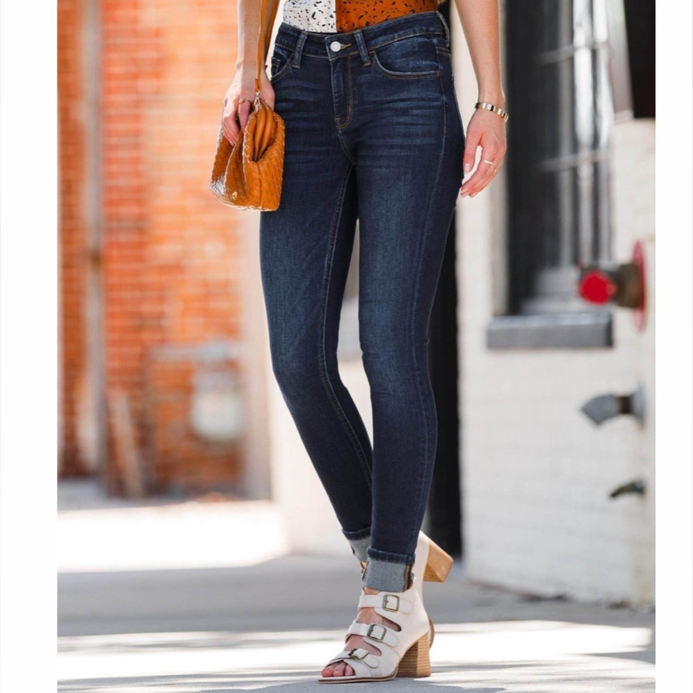 bidge by gly Dark Wash Midrise Skinny Jeans 35" Inseam